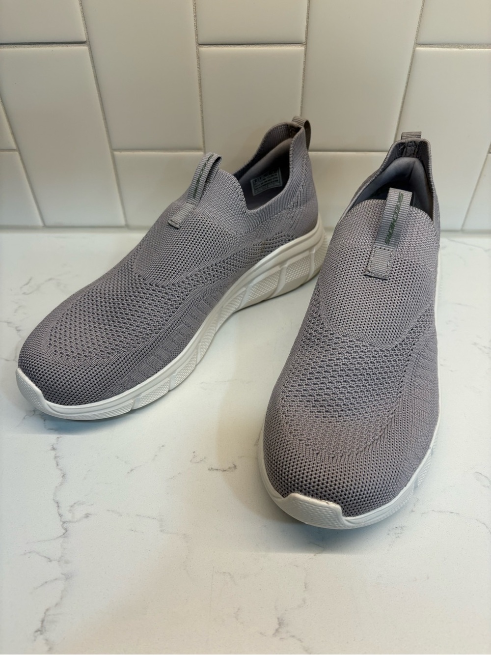 Skechers Womens Size 8 Lavender Purple Memory Foam Slip On Sneakers 179338BJ